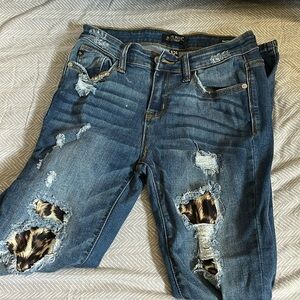 judy blue distressed cheetah skinny jeans